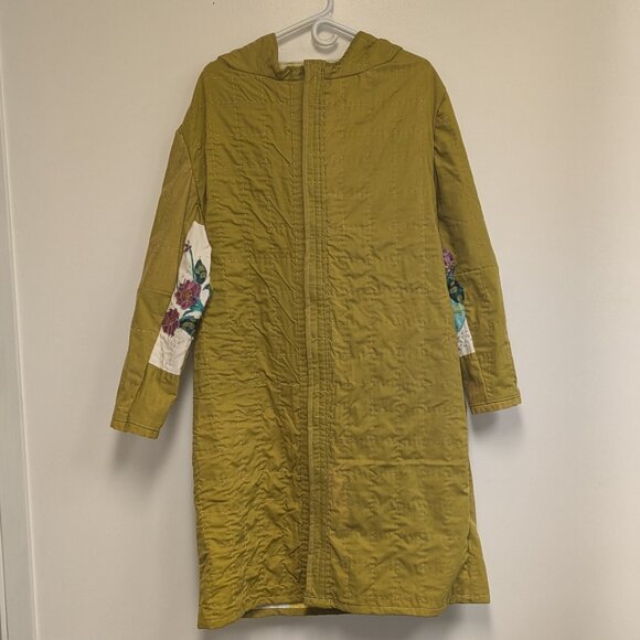 Handmade Olive Quilt Jacket | Floral Collage & Embroidery | One of a Kind Sz M/L - Picture 2 of 16
